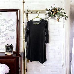 Agnes & Dora velour tunic